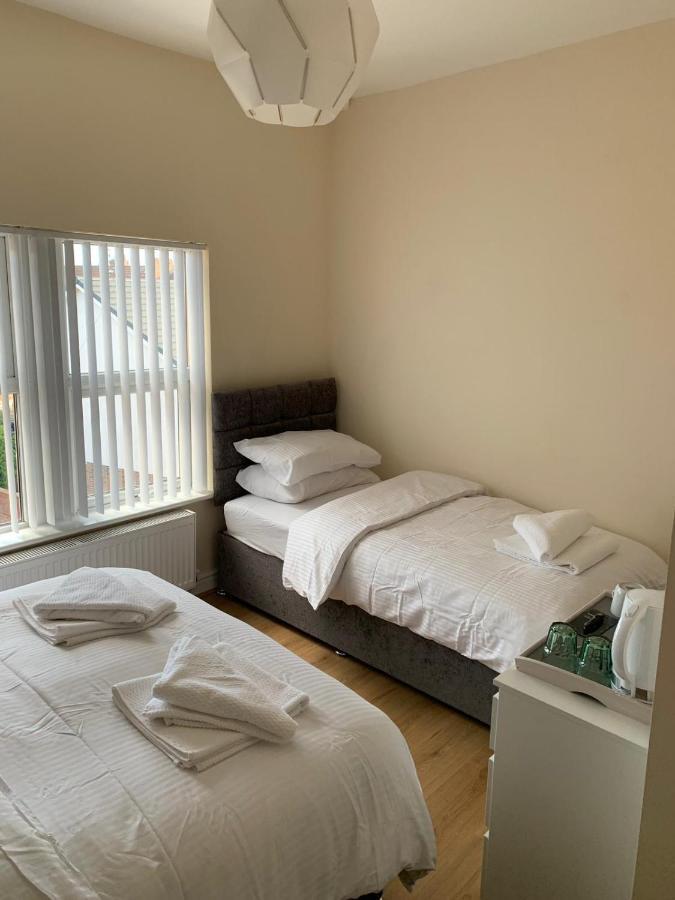 Smeaton Serviced Accommodation Liverpool Eksteriør billede