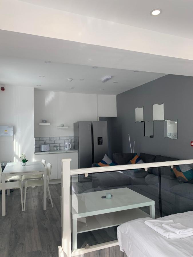 Smeaton Serviced Accommodation Liverpool Eksteriør billede