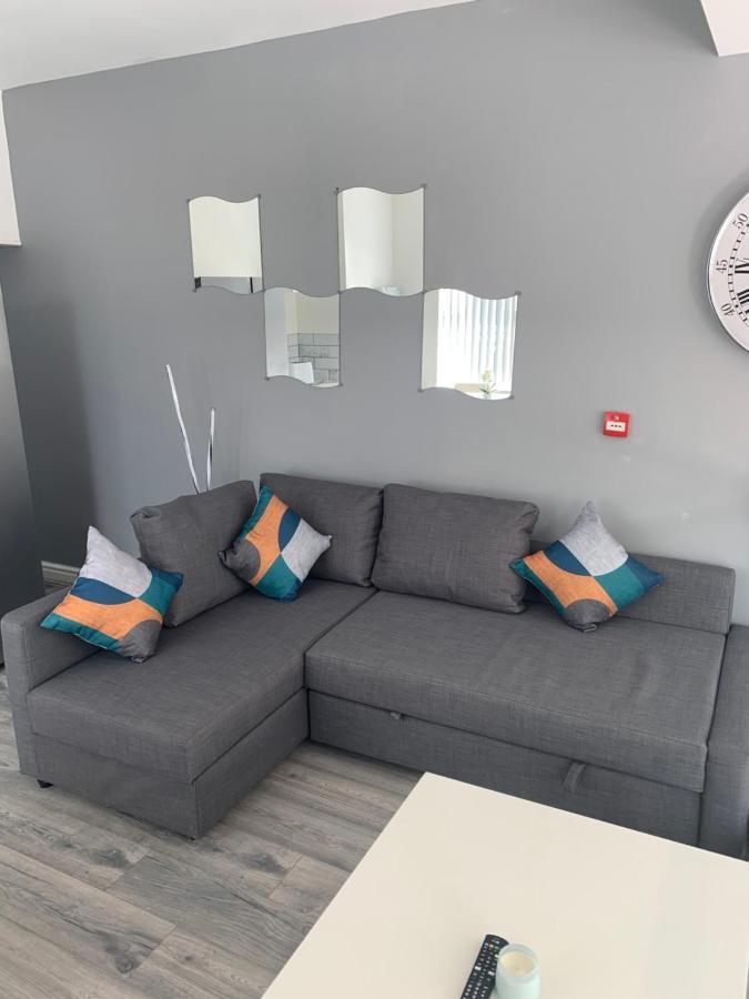 Smeaton Serviced Accommodation Liverpool Eksteriør billede